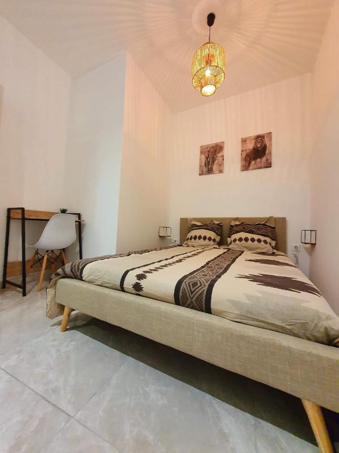 Apartamento La Forteresse - Jacuzzi/Sauna - Centre Historique Ruan Exterior foto