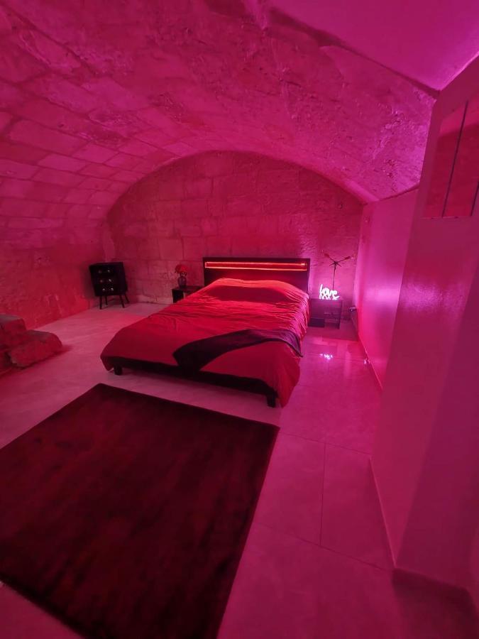 Apartamento La Forteresse - Jacuzzi/Sauna - Centre Historique Ruan Exterior foto